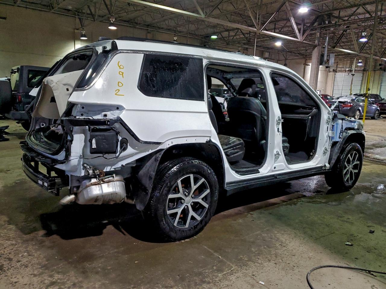 2024 Jeep Grand Cherokee L Limited - Фото 3