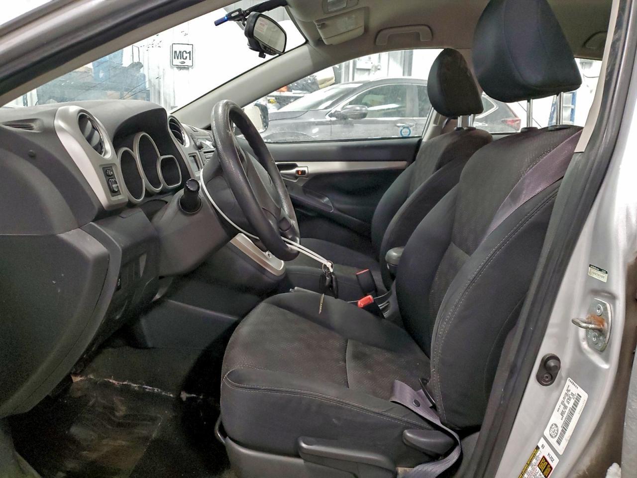 2010 Pontiac Vibe - Фото 7