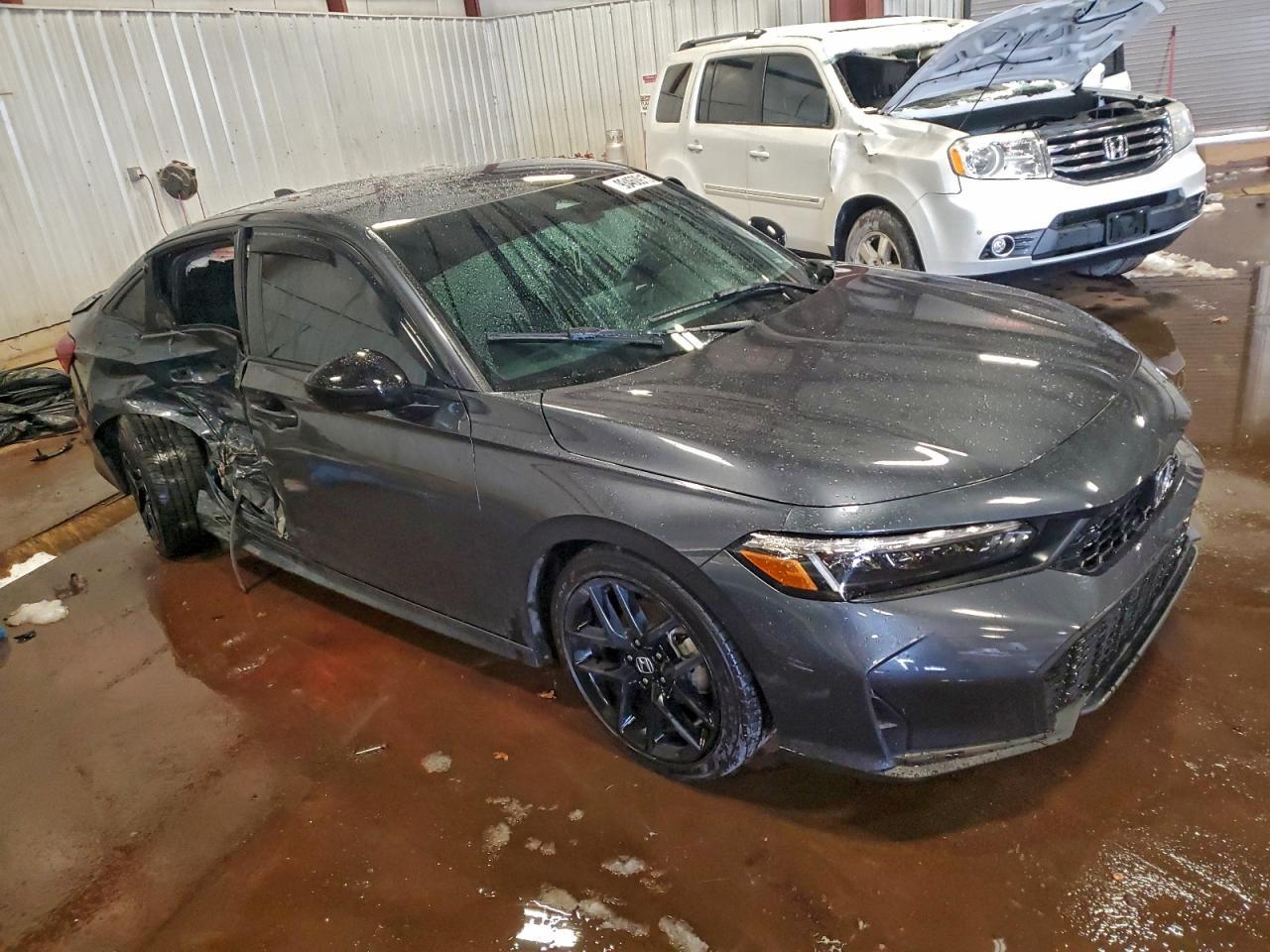 2025 Honda Civic Sport - Фото 4