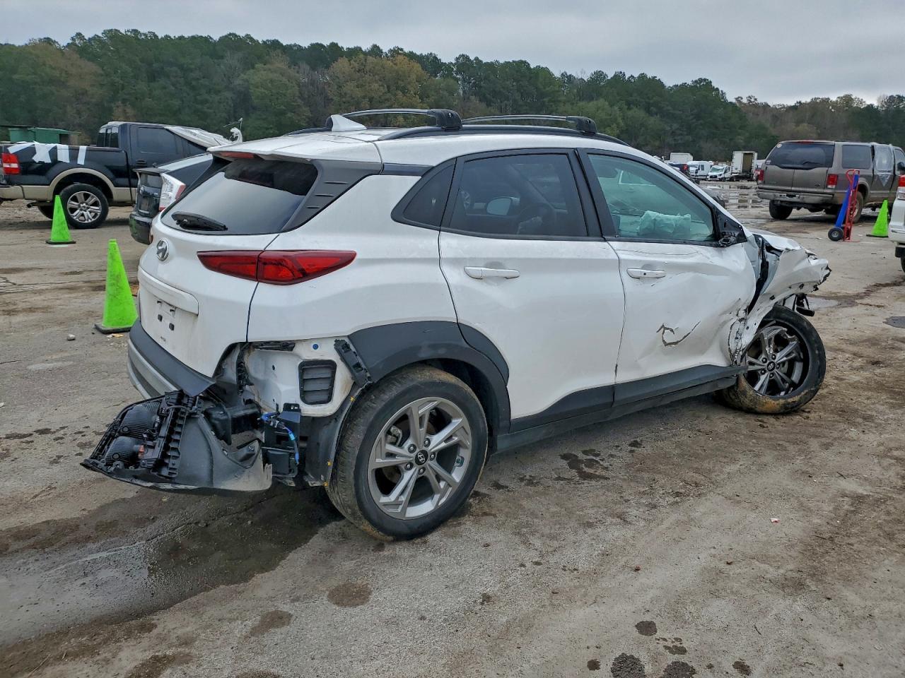 2023 Hyundai Kona Sel - Фото 3