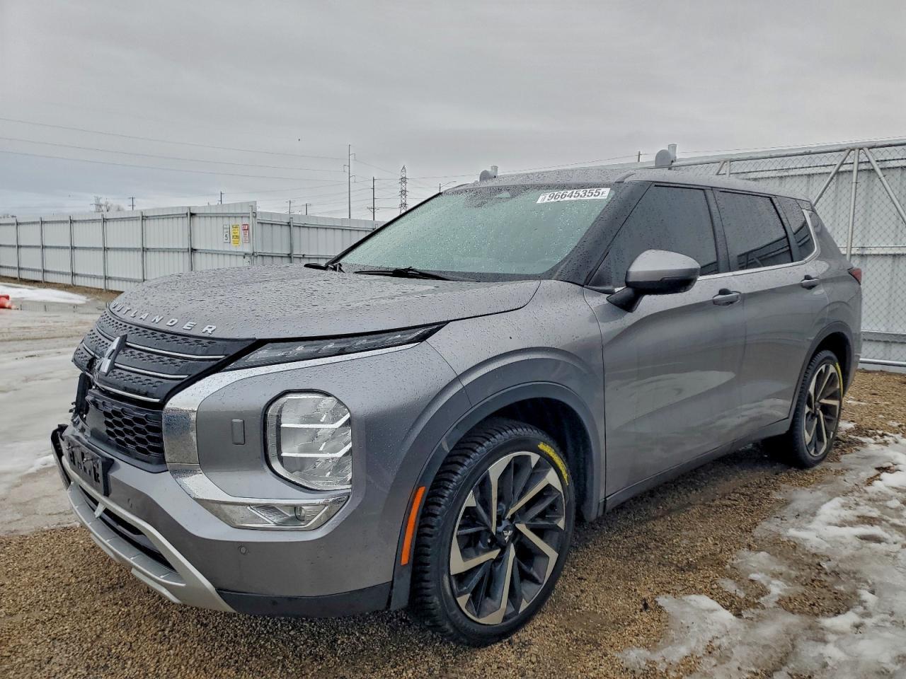 2022 Mitsubishi Outlander Se