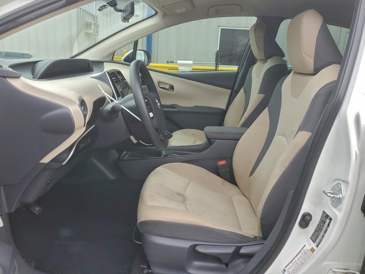 2016 Toyota Prius - Фото 7