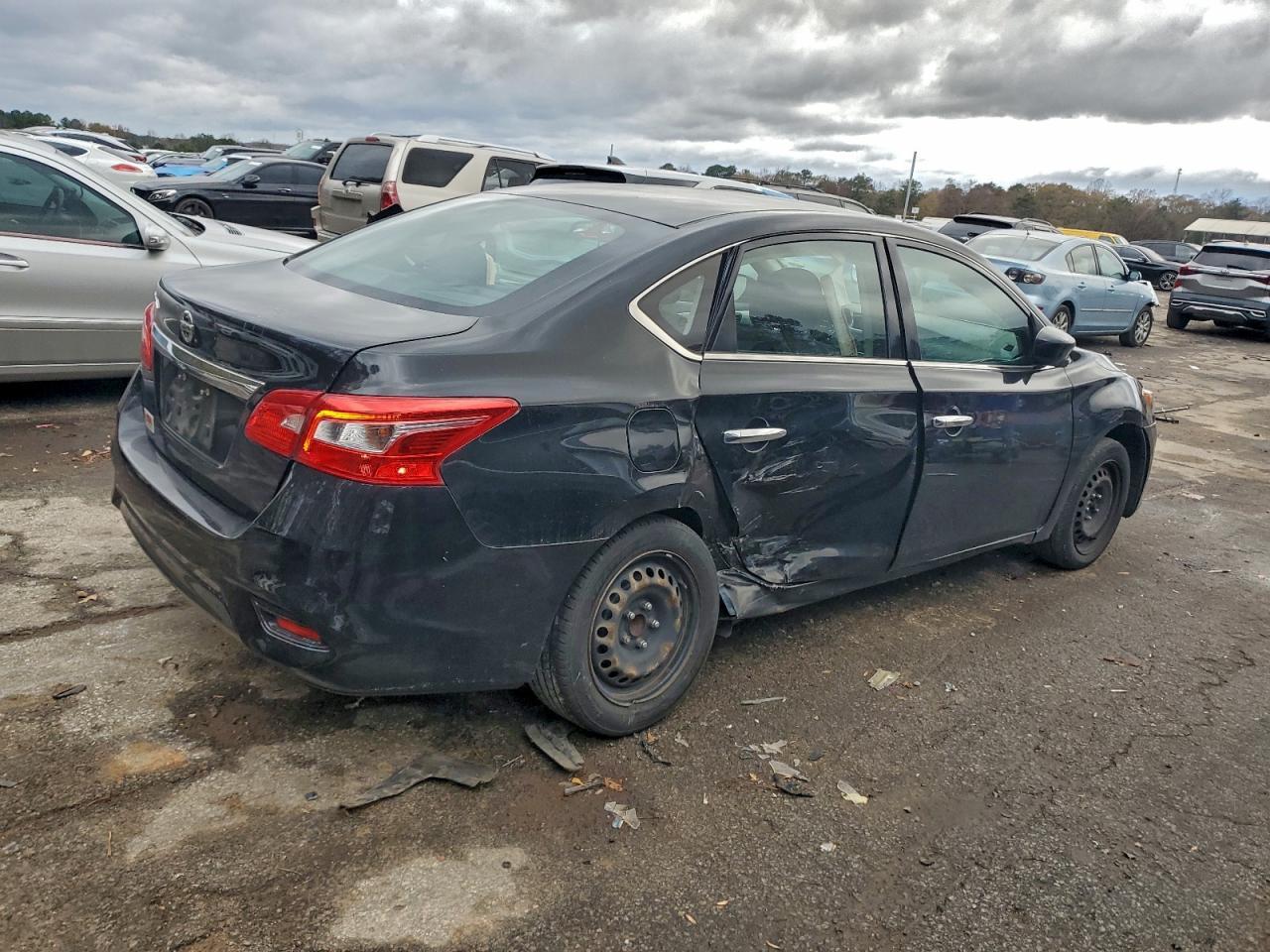2018 Nissan Sentra S - Image 3