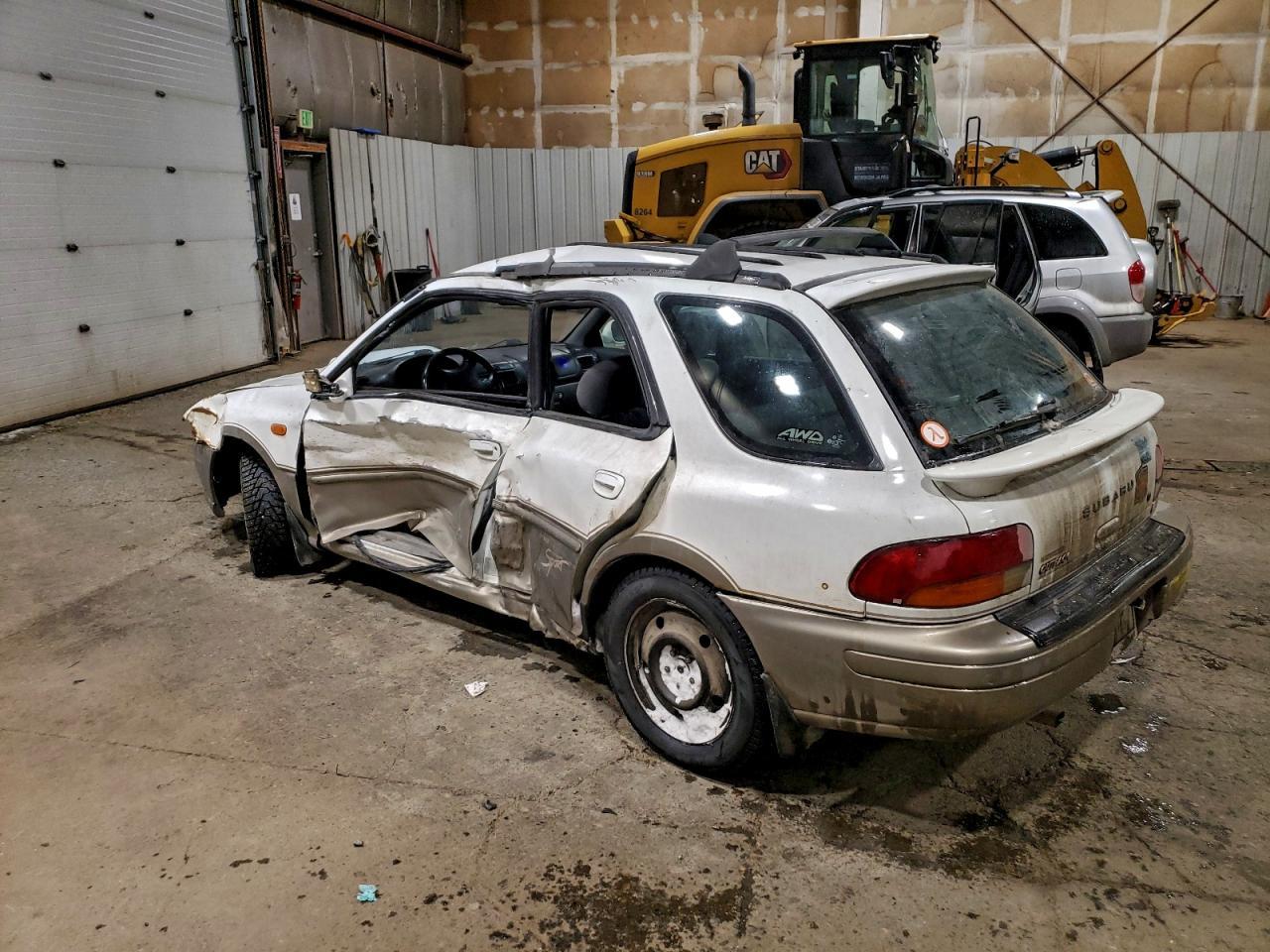 2000 Subaru Impreza Outback Sport - Image 2