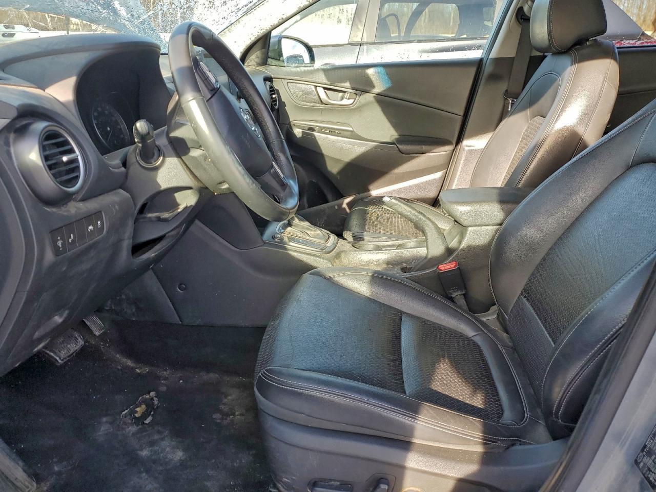 2021 Hyundai Kona Limited - Image 7