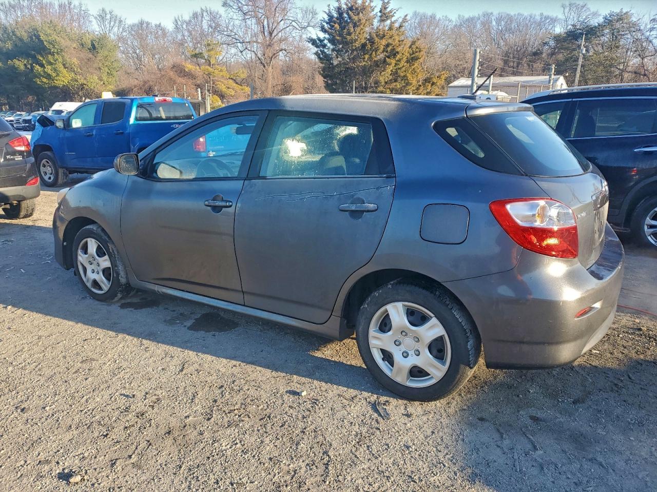 2010 Toyota Matrix Base - Фото 2