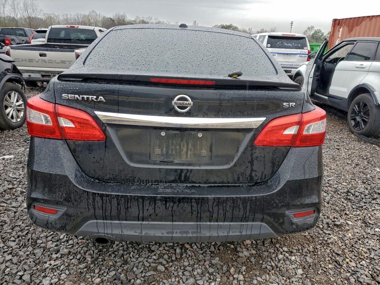 2017 Nissan Sentra S - Фото 6