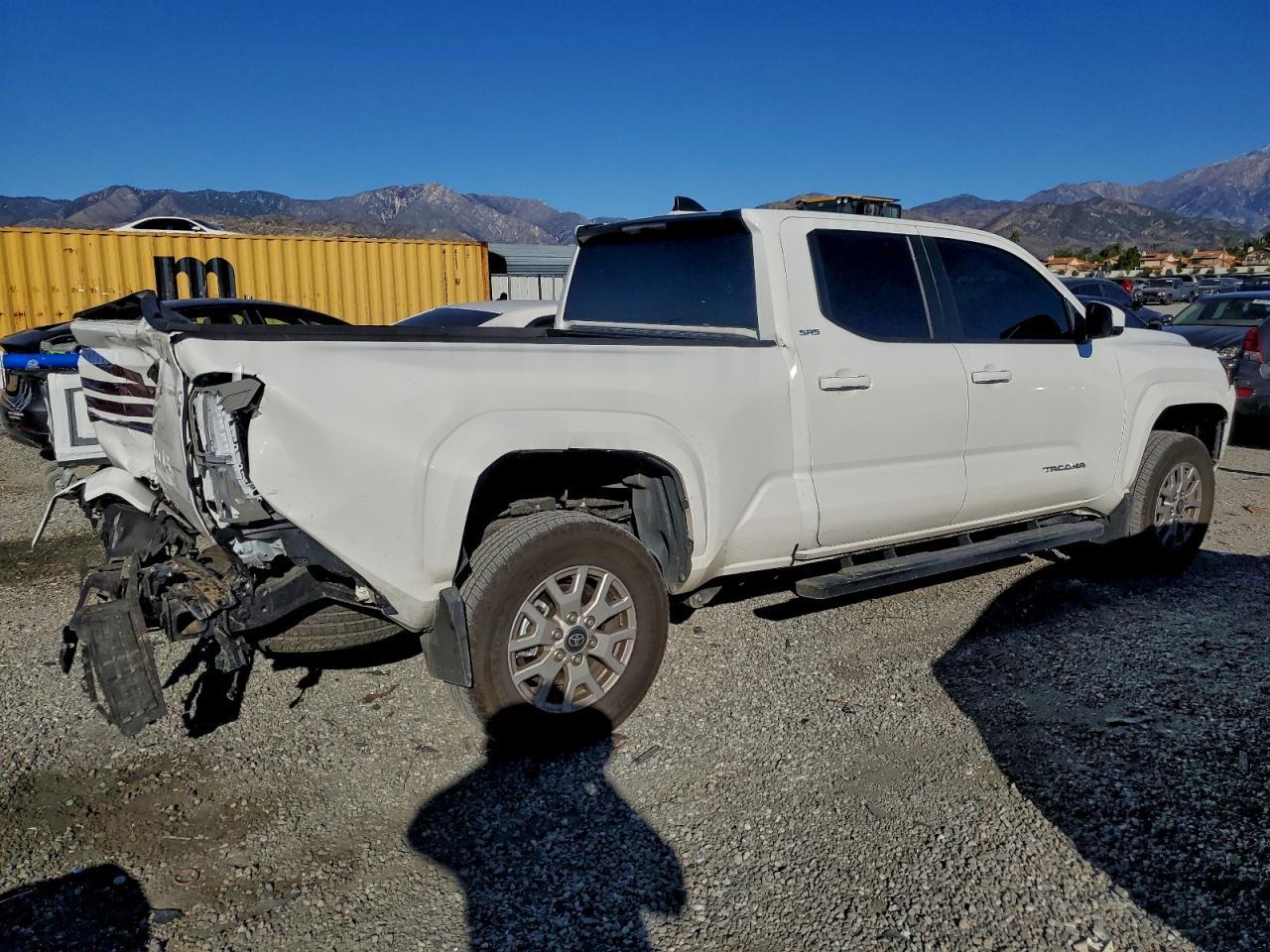 2025 Toyota Tacoma Double Cab - Image 3