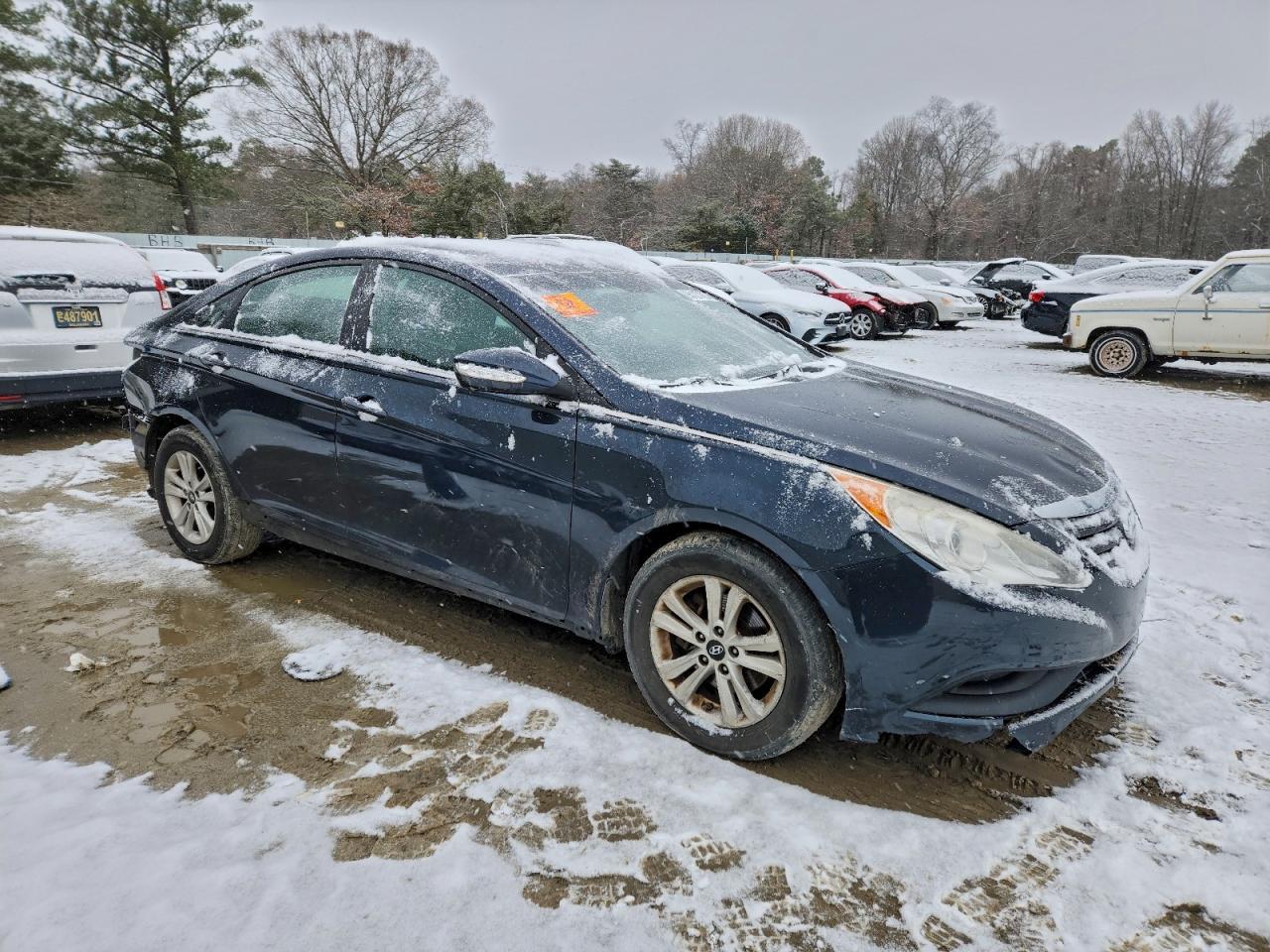 2014 Hyundai Sonata Gls - Image 4