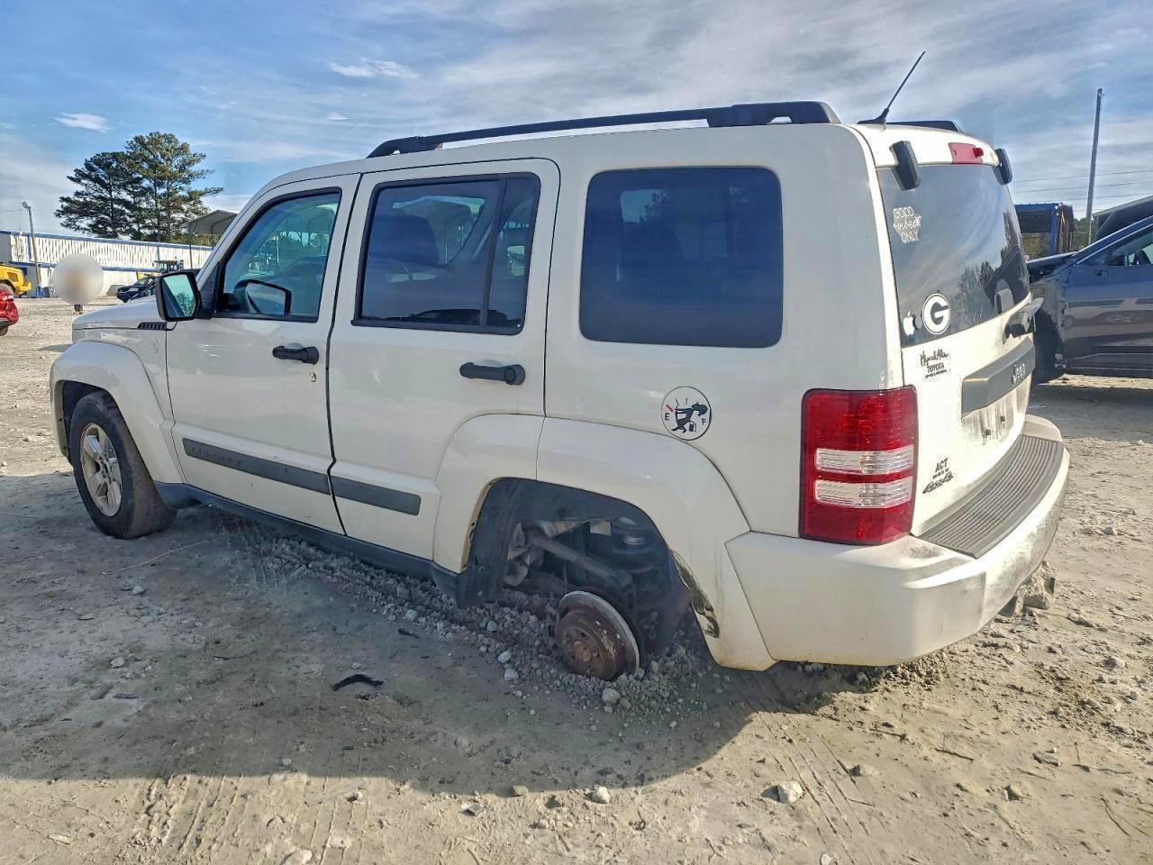 2010 Jeep Liberty Sport - Image 2