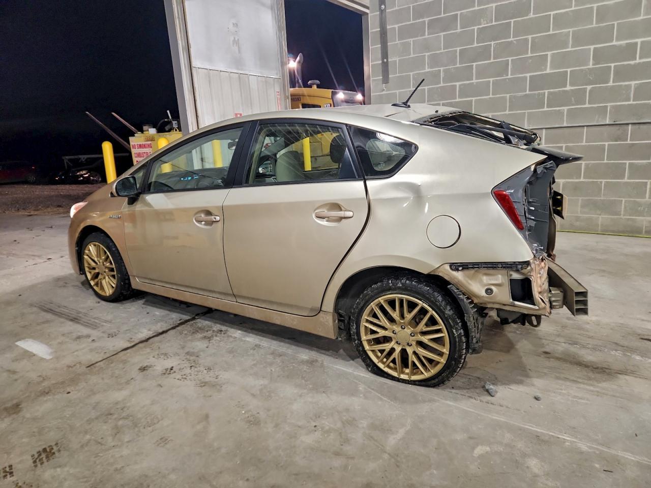 2011 Toyota Prius - Фото 2