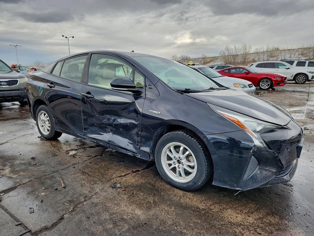 2016 Toyota Prius - Фото 4