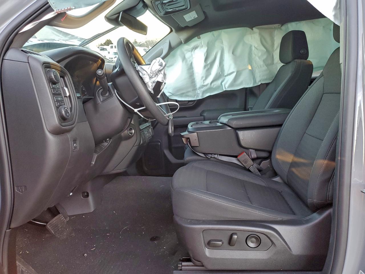 2024 Chevrolet Silverado K1500 Trail Boss Custom - Image 7