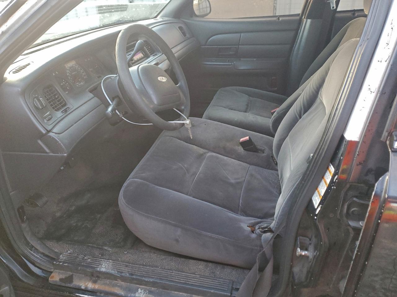 2003 Ford Crown Victoria Police Interceptor - Фото 7