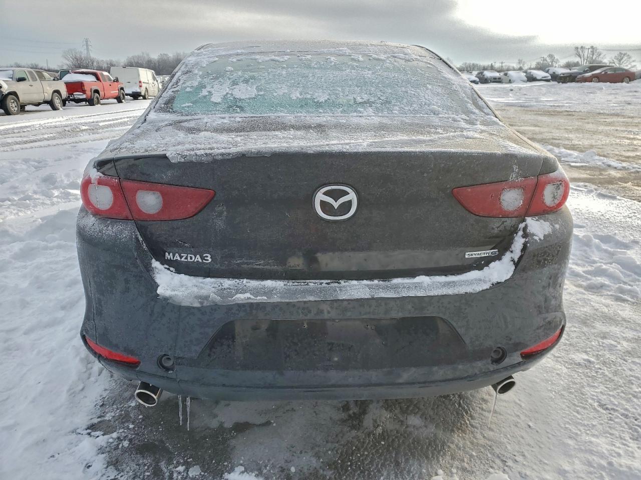 2025 Mazda 3 Preferred - Image 6