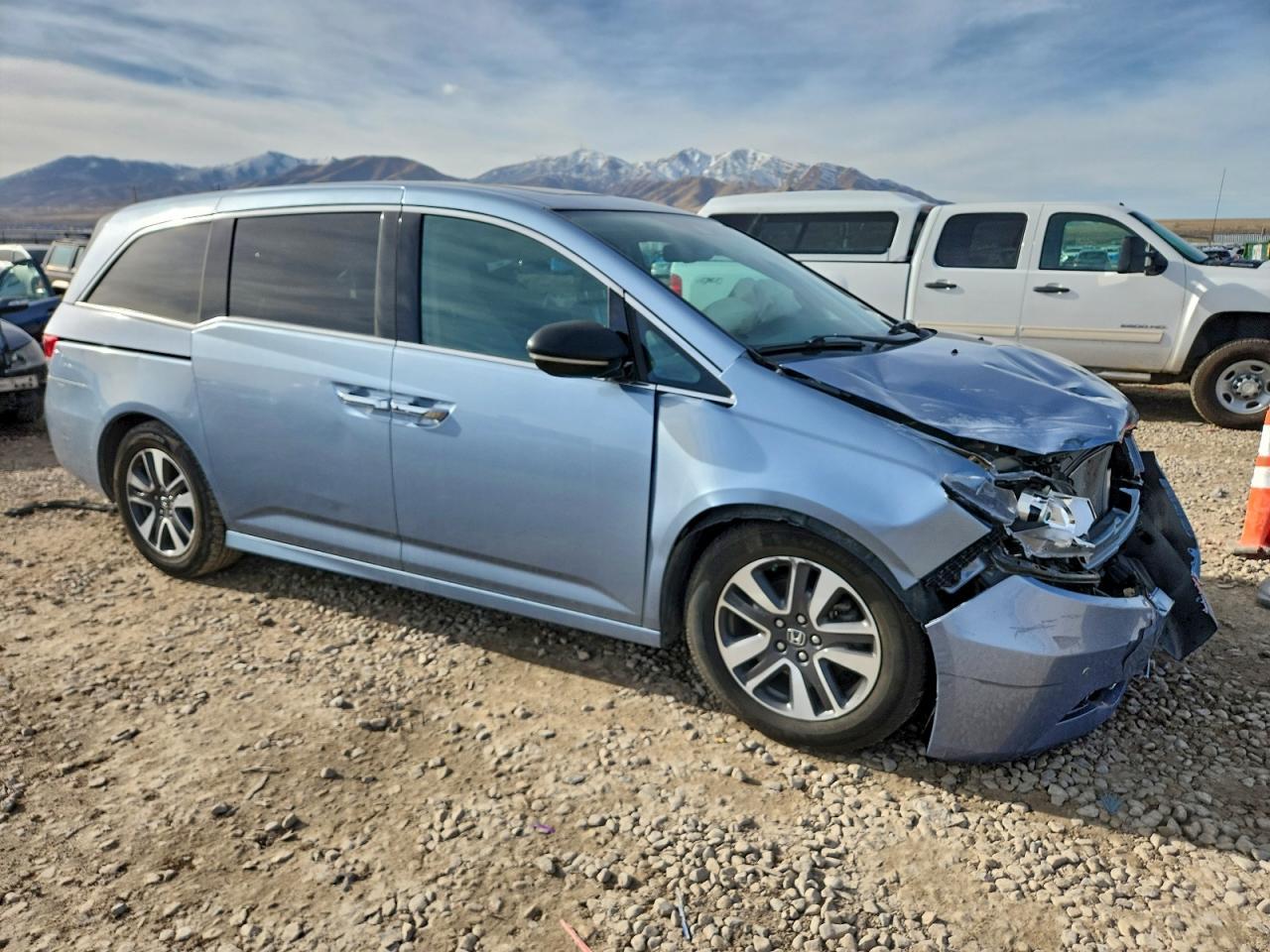 2014 Honda Odyssey Touring - Image 4
