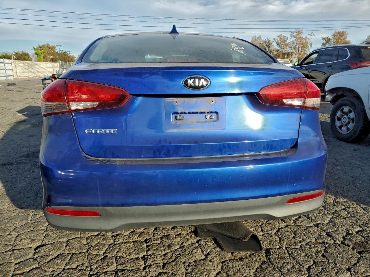 2017 Kia Forte Lx - Фото 6