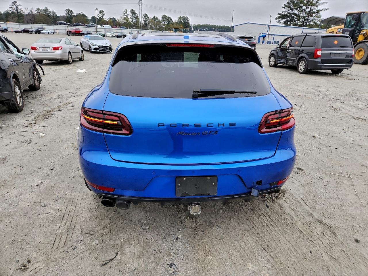 2017 Porsche Macan Gts - Image 6