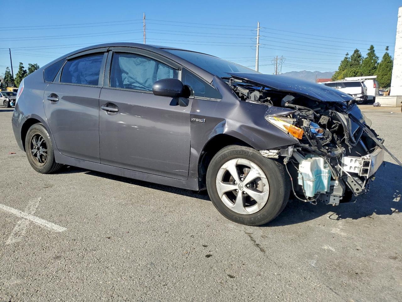2015 Toyota Prius - Фото 4