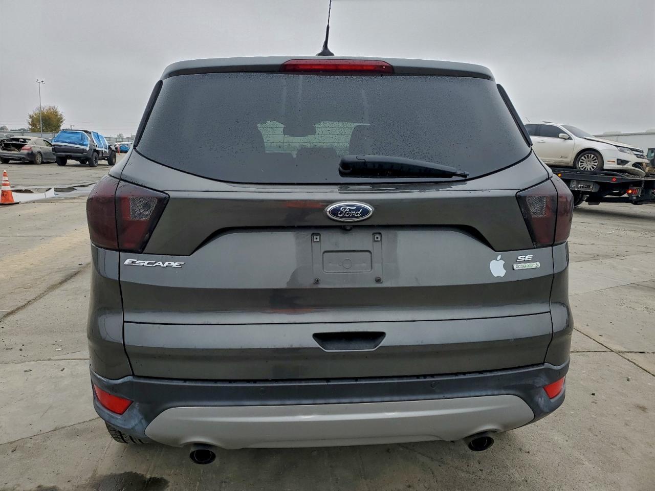 2019 Ford Escape Se - Фото 6