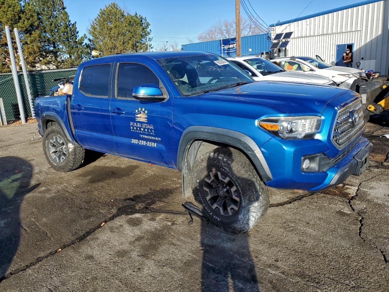 2017 Toyota Tacoma Double Cab - Фото 4