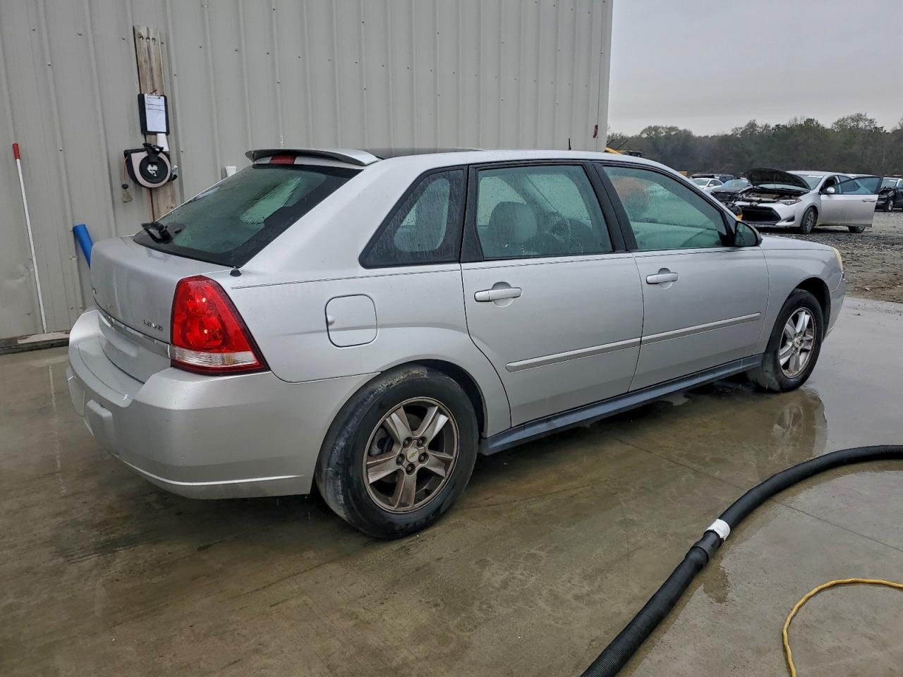 2005 Chevrolet Malibu Maxx Ls - Image 3