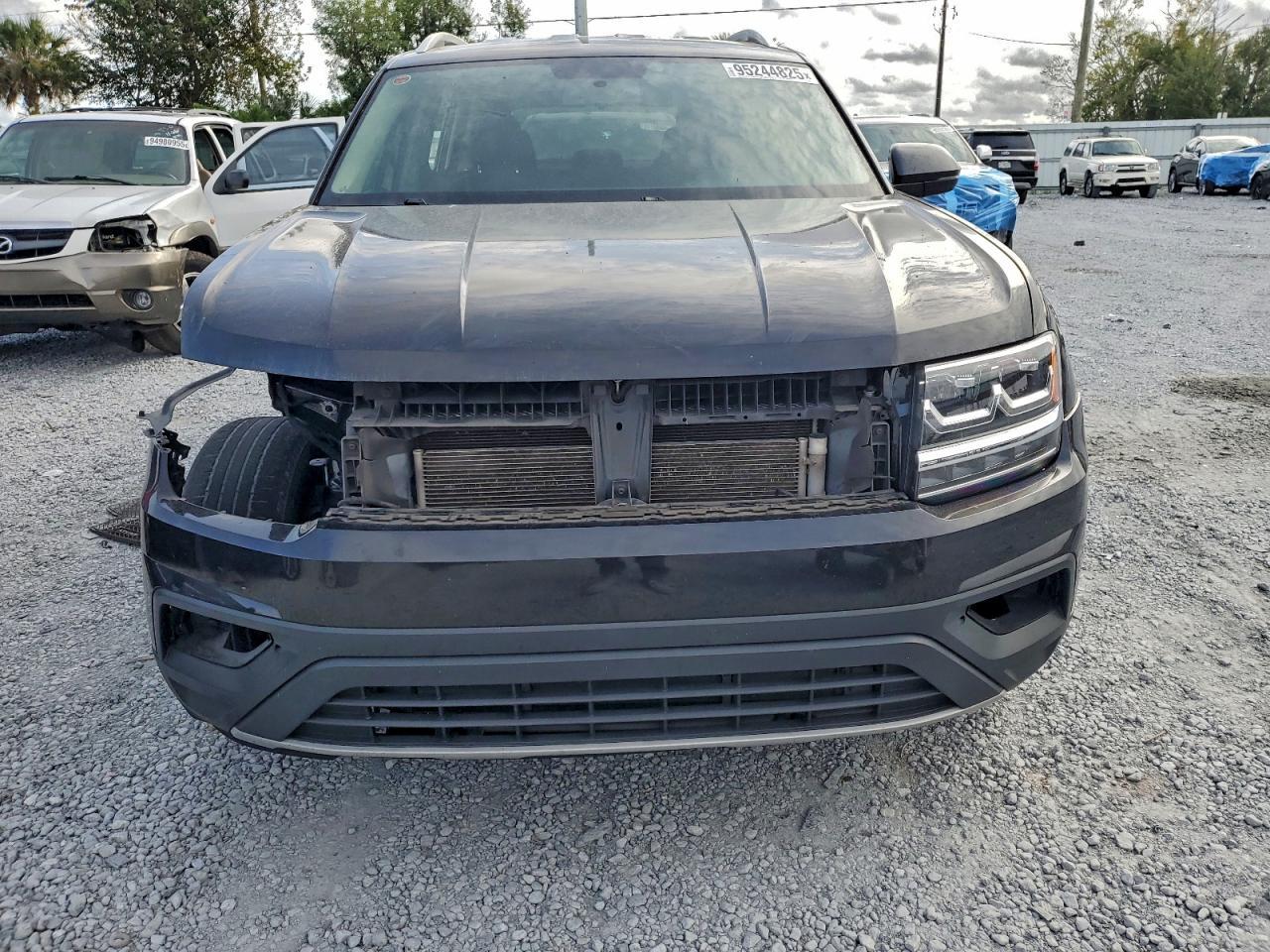 2018 Volkswagen Atlas S - Image 5