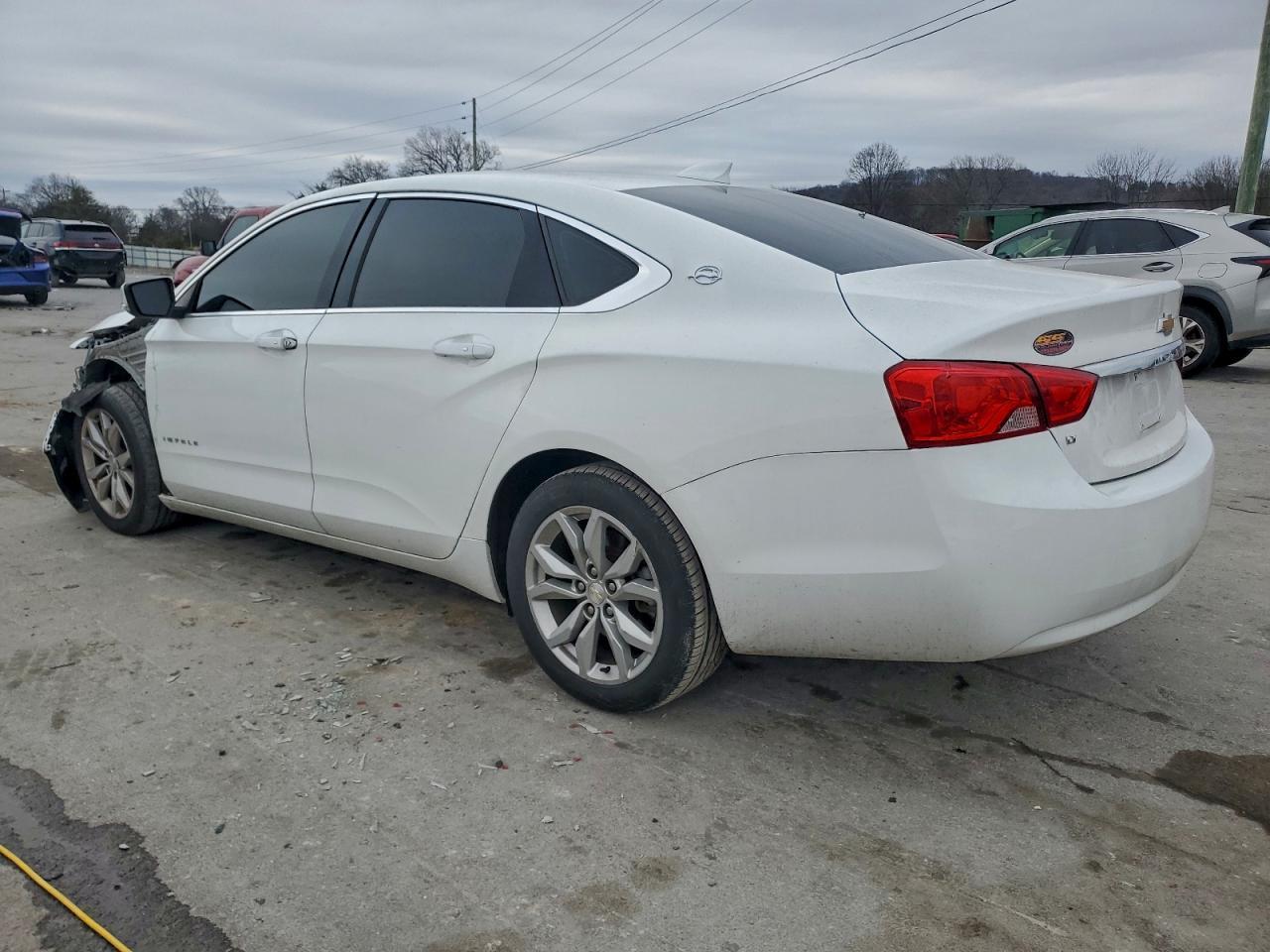 2018 Chevrolet Impala Lt - Image 2