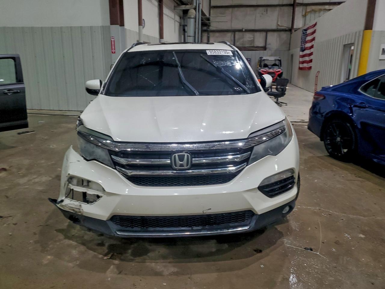 2017 Honda Pilot Elite - Фото 5