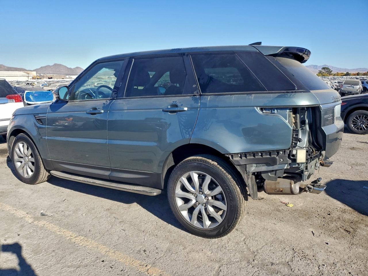 2017 Land Rover Range Rover Sport Se - Фото 2