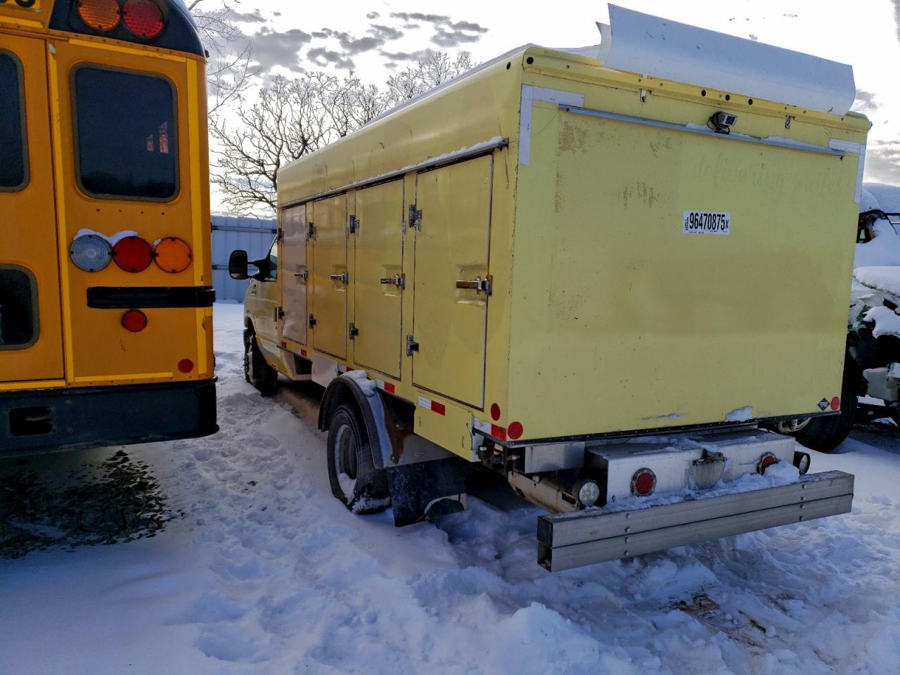 2018 Ford Econoline E450 Sd Cutaway 6.8L V10 - Фото 2