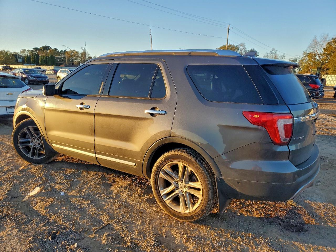 2016 Ford Explorer Limited - Фото 2