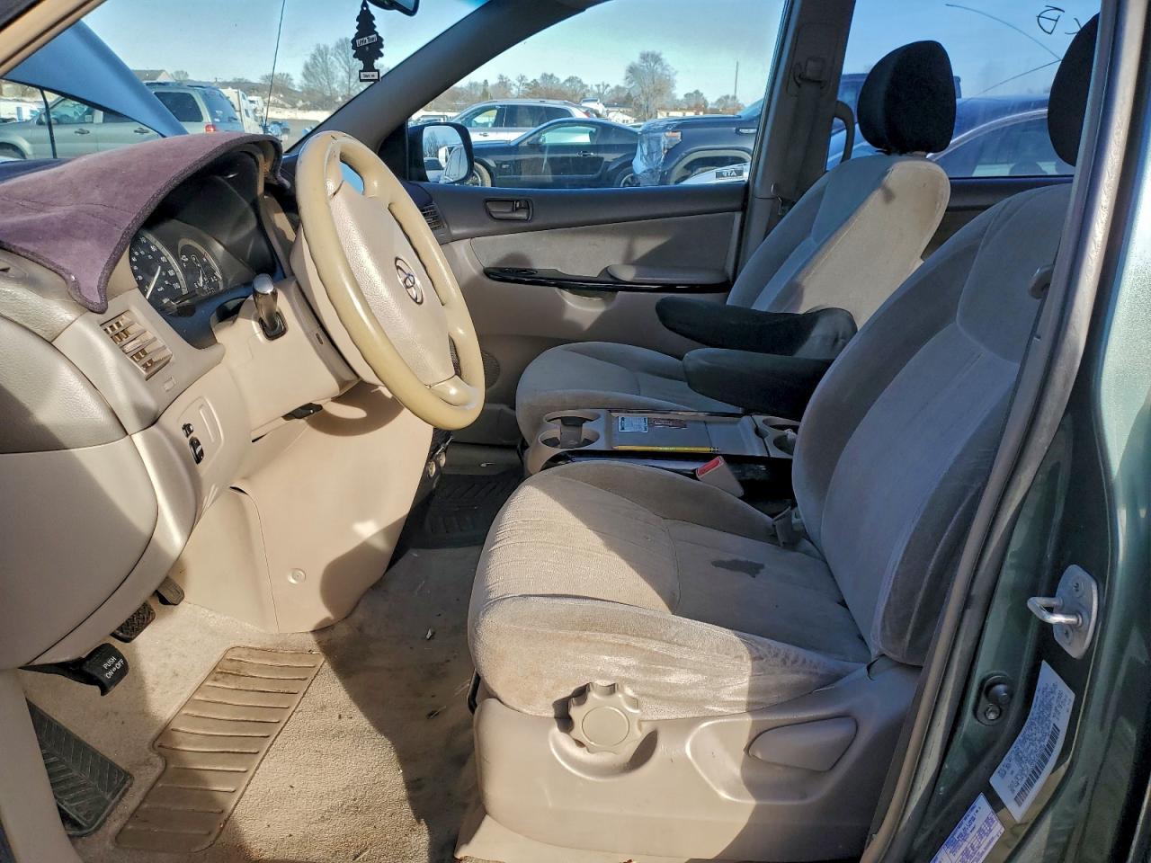 2004 Toyota Sienna Ce - Фото 7