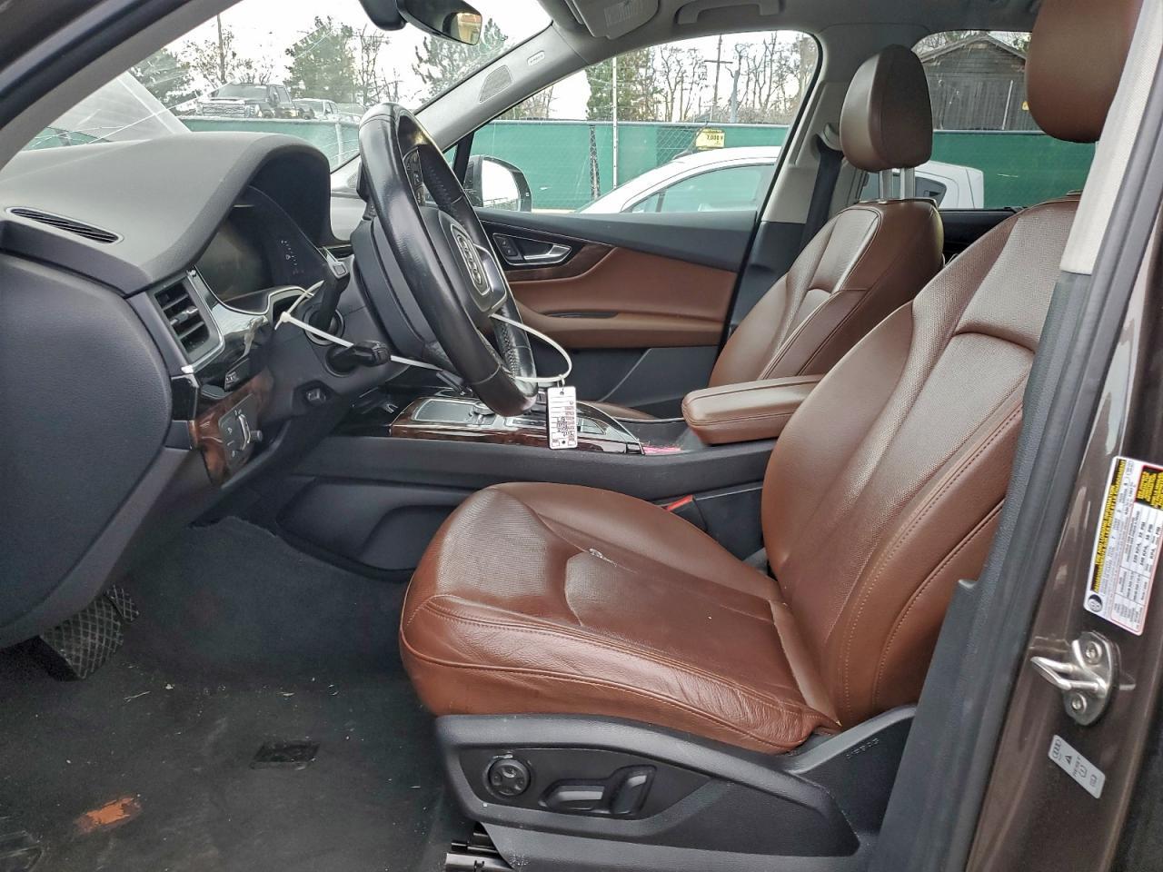 2018 Audi Q7 Premium Plus - Image 7