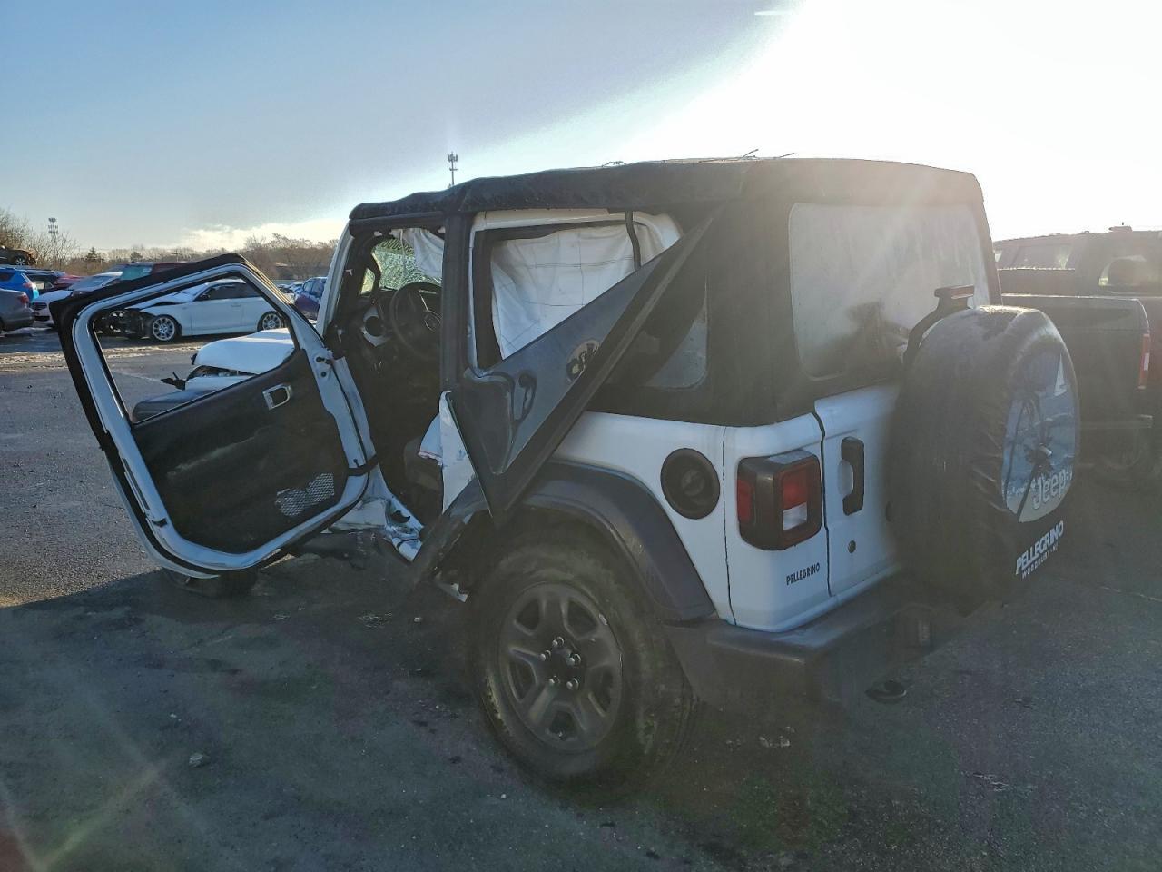 2024 Jeep Wrangler Sport - Фото 2