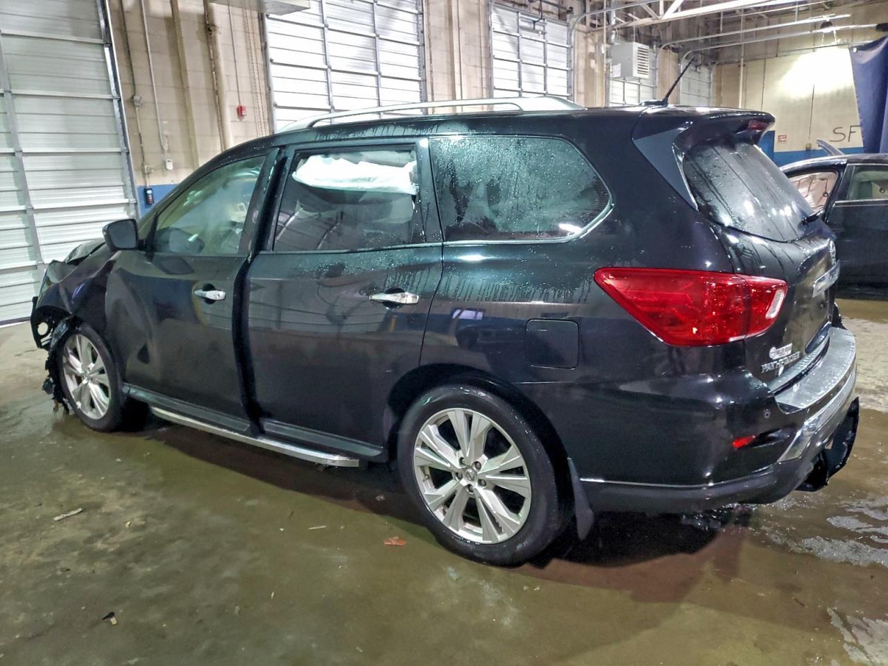 2018 Nissan Pathfinder S - Фото 2