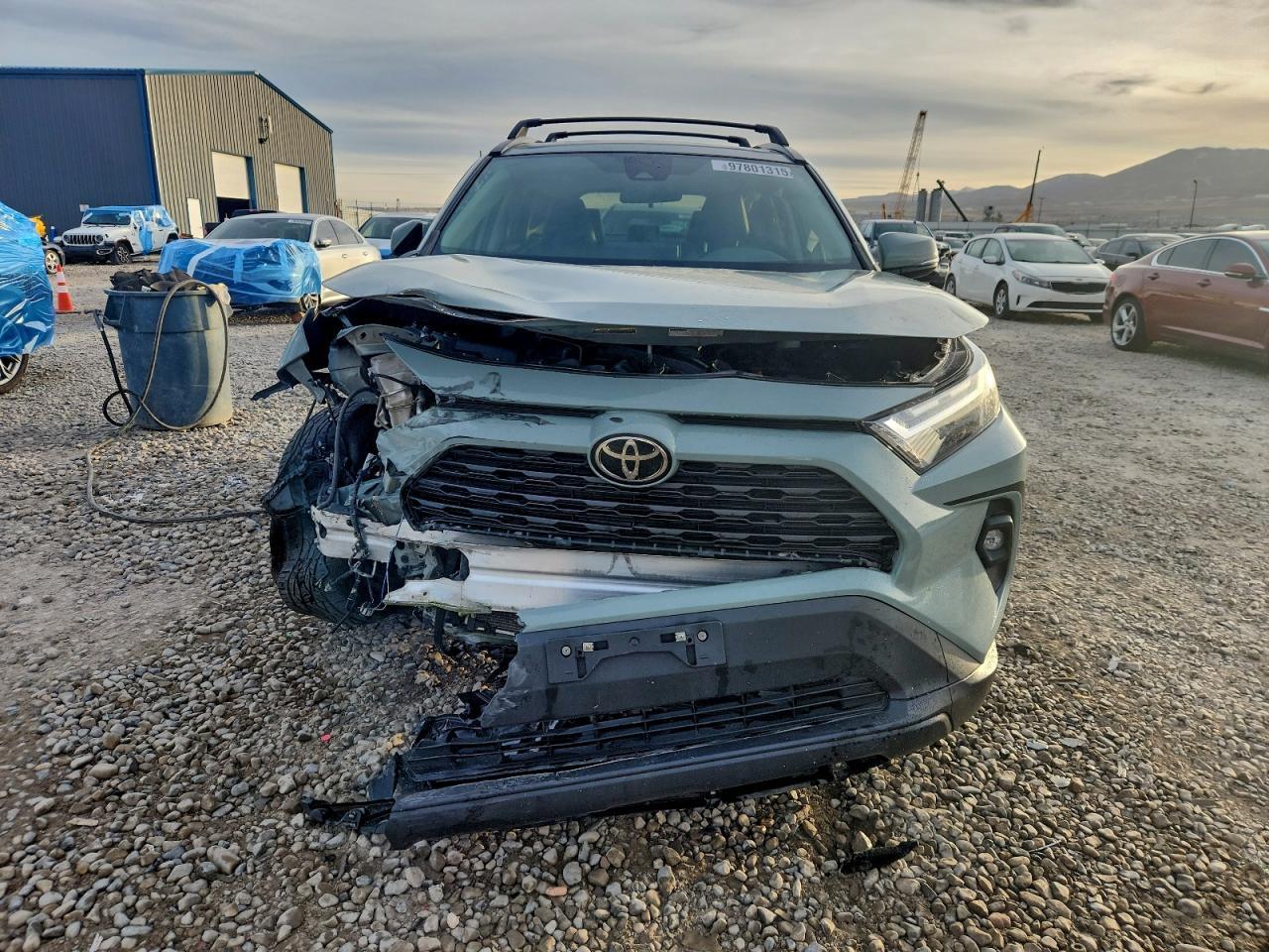 2022 Toyota Rav4 Xle Premium - Image 5
