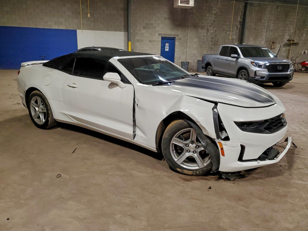 2020 Chevrolet Camaro Ls - Фото 4