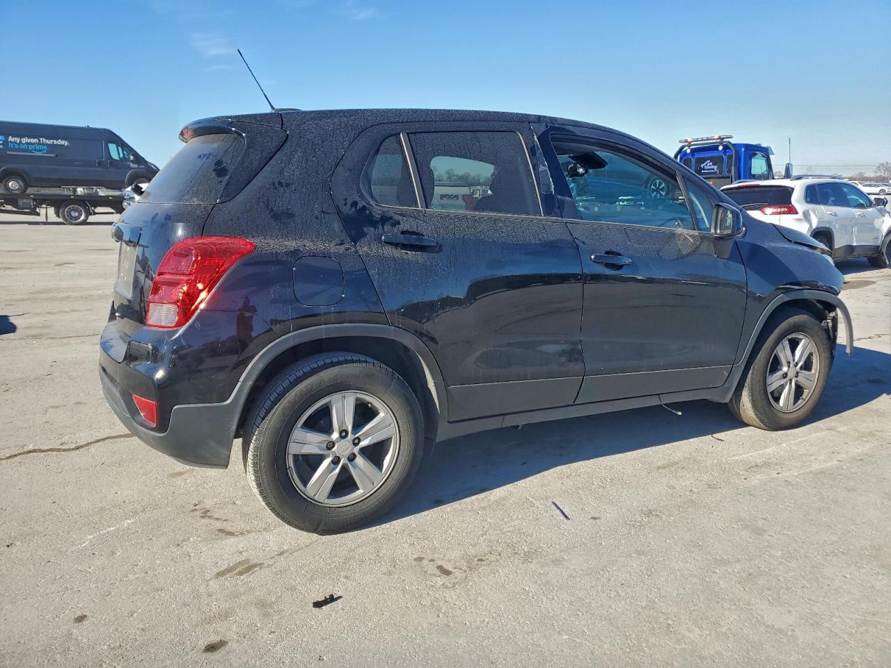2020 Chevrolet Trax Ls - Фото 3