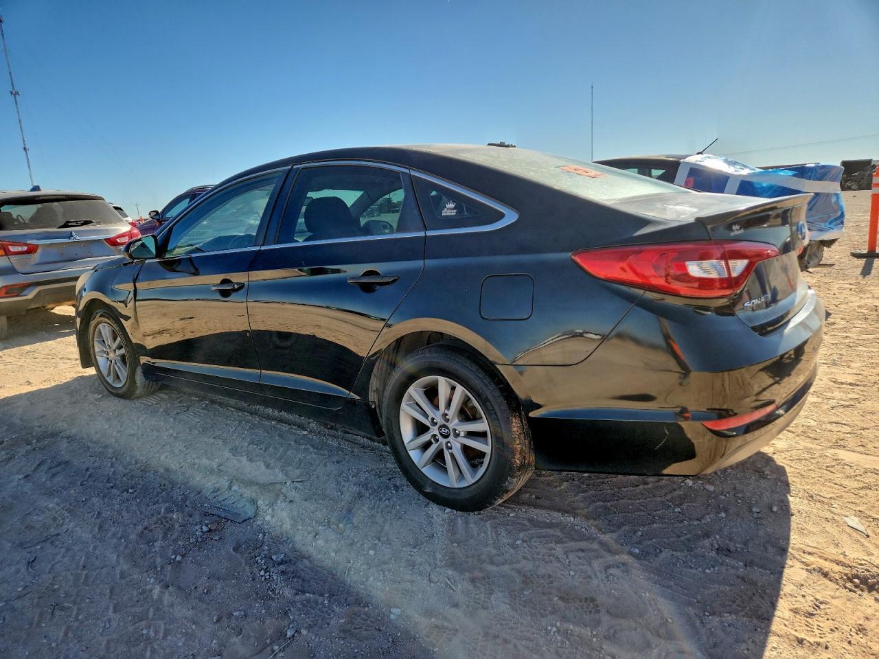 2015 Hyundai Sonata Se - Image 2