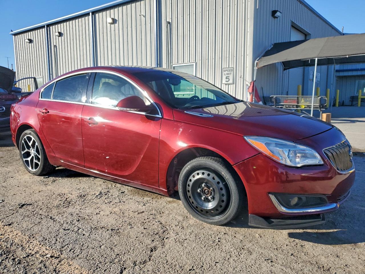 2017 Buick Regal Sport Touring - Фото 4
