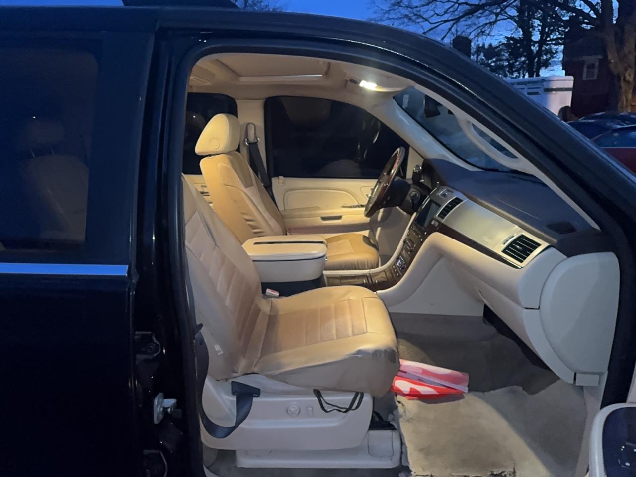 2007 Cadillac Escalade Esv - Image 5