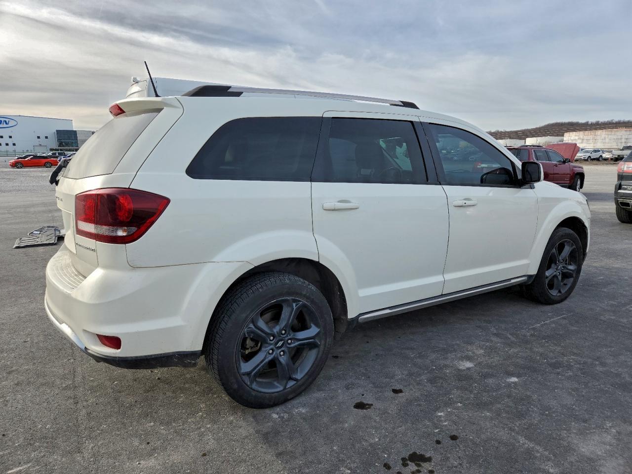 2018 Dodge Journey Crossroad - Фото 3