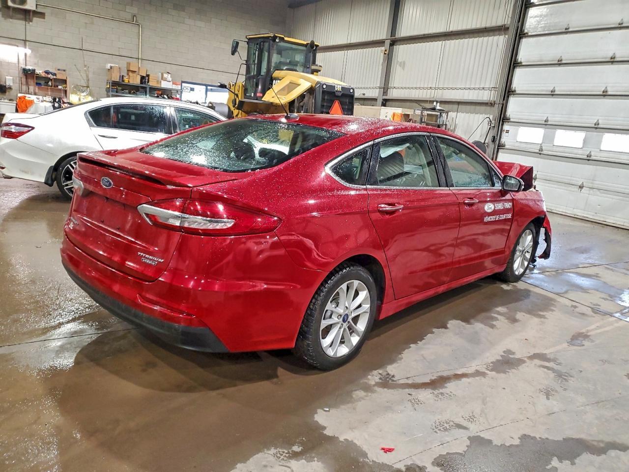 2020 Ford Fusion Titanium - Image 3