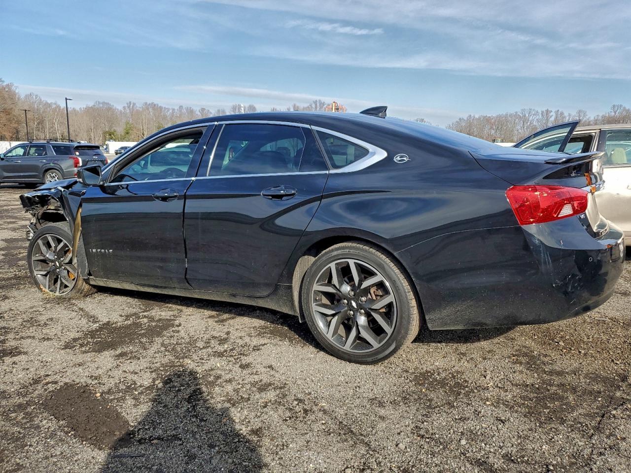 2019 Chevrolet Impala Lt - Фото 2