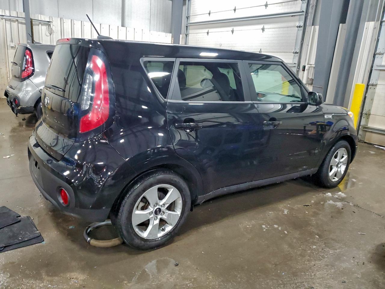 2017 Kia Soul - Image 3