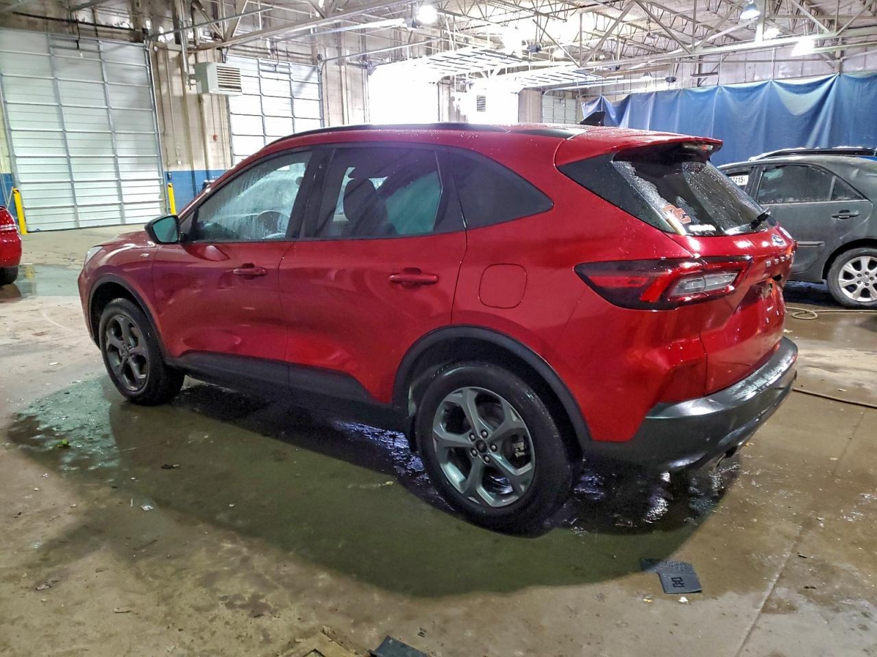 2025 Ford Escape St Line - Image 2