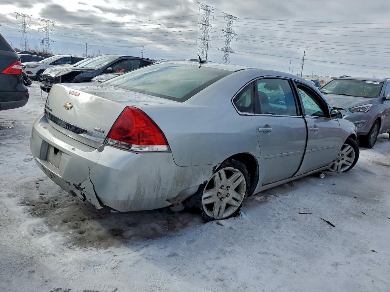 2011 Chevrolet Impala Lt - Image 3