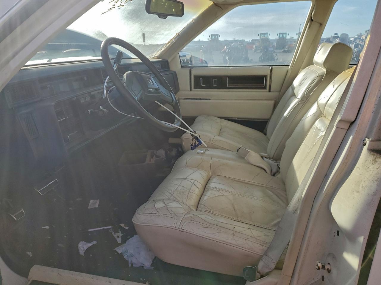 1989 Cadillac Deville - Image 7