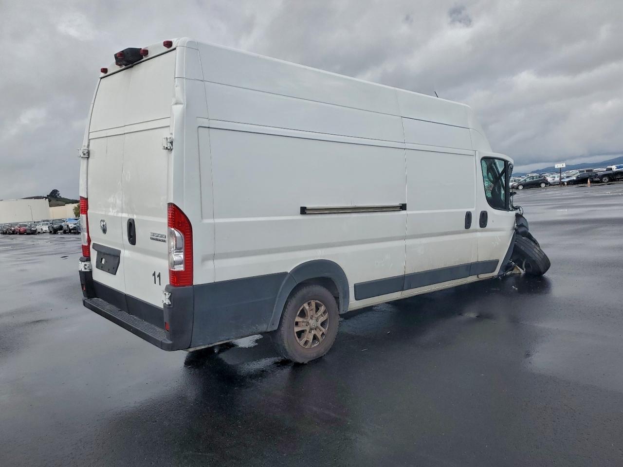 2025 Ram Promaster 3500 Delivery Van - Фото 3